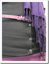 purple_skirt_black_top 012
